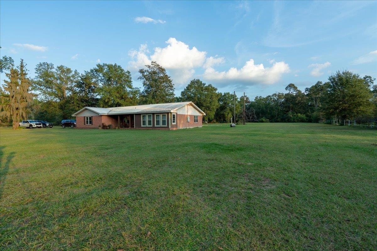 Property Photo:  137 Private Road 8116  TX 77632 