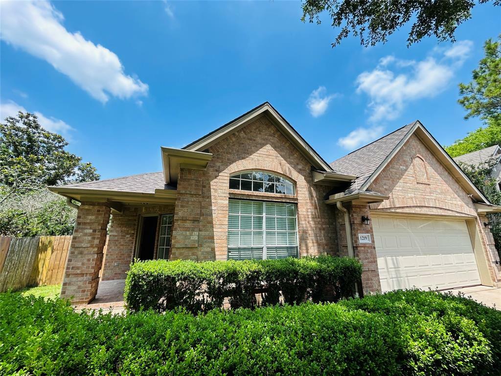 Property Photo:  1219 Oak Canyon Lane  TX 77469 