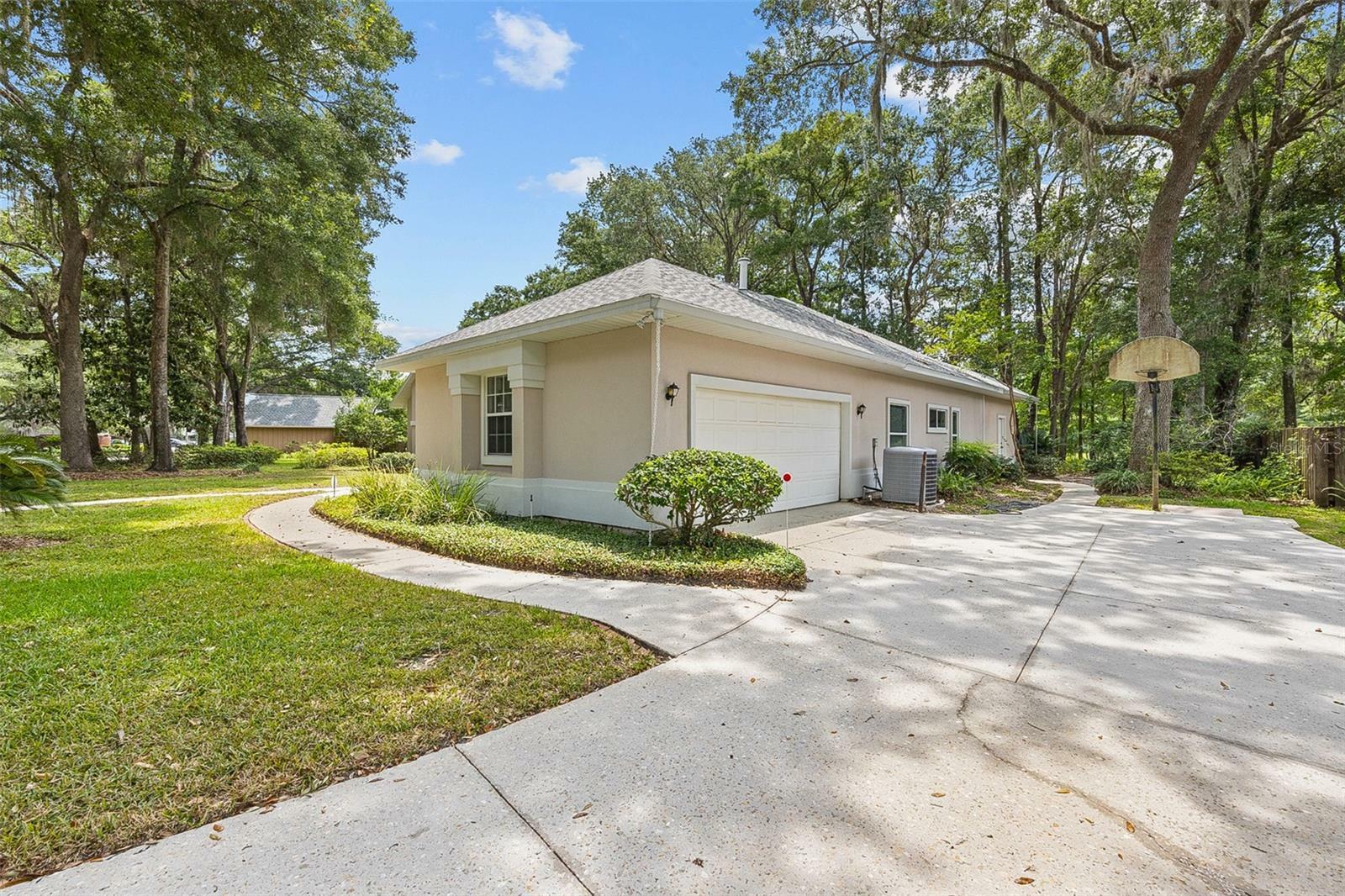 Property Photo:  4327 NW 58th Avenue  FL 32653 