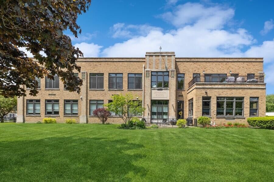 Property Photo: 2214 S State Street MI 49085