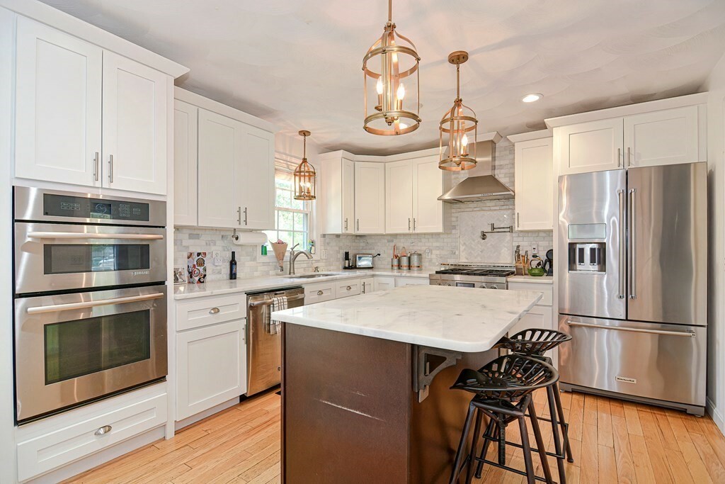 Property Photo: 333 Nausauket RI 02886