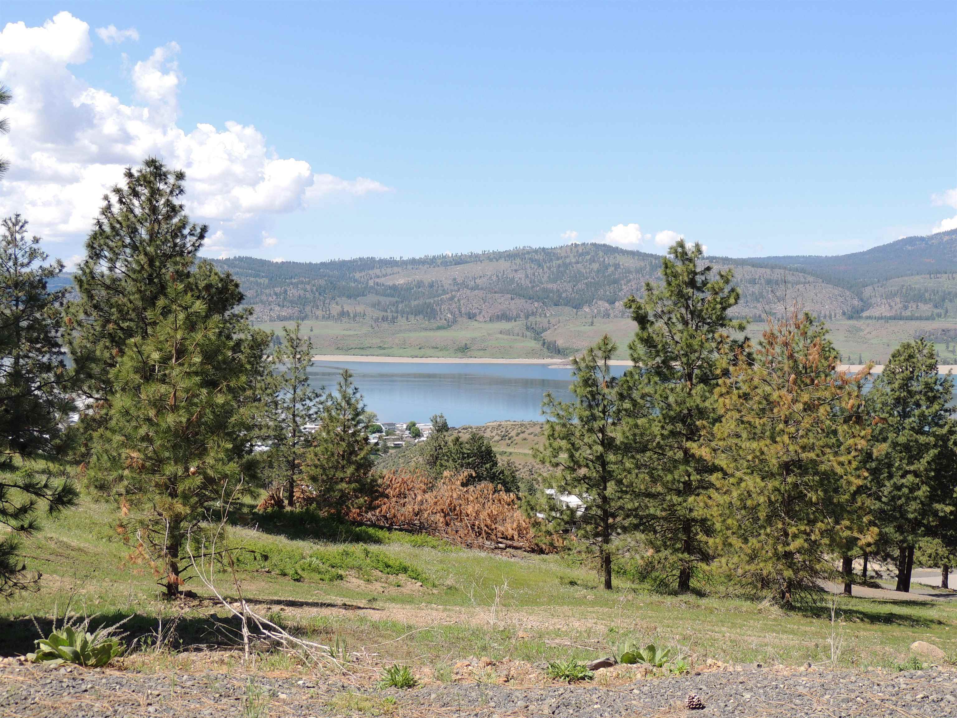 Property Photo: 30445 River Bend Ln E WA 99122