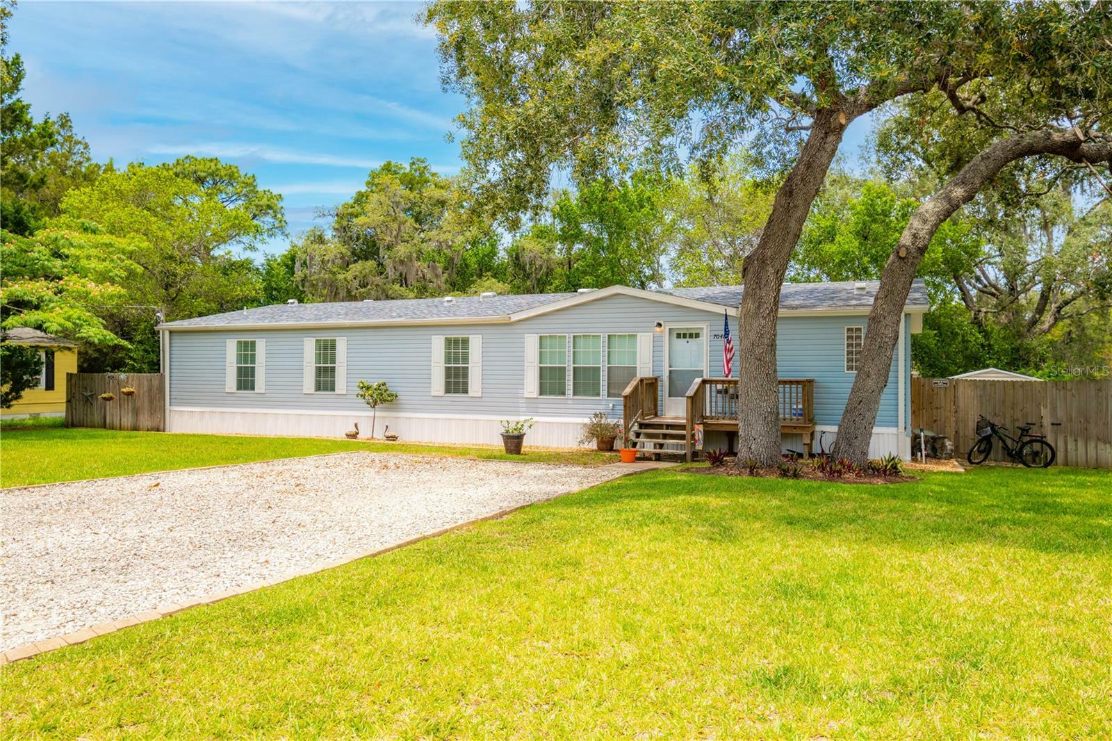 Property Photo:  7041 Eisenhower Street  FL 34613 