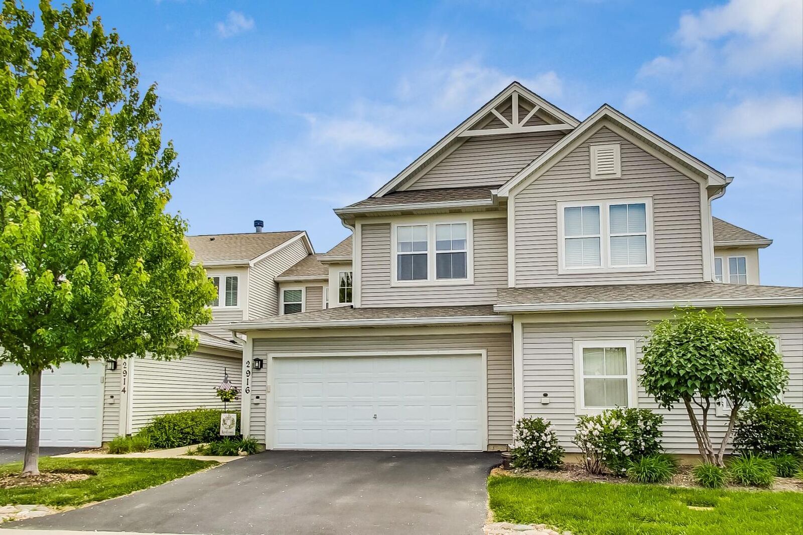 Property Photo:  2916 Falling Waters Drive 37-291  IL 60046 