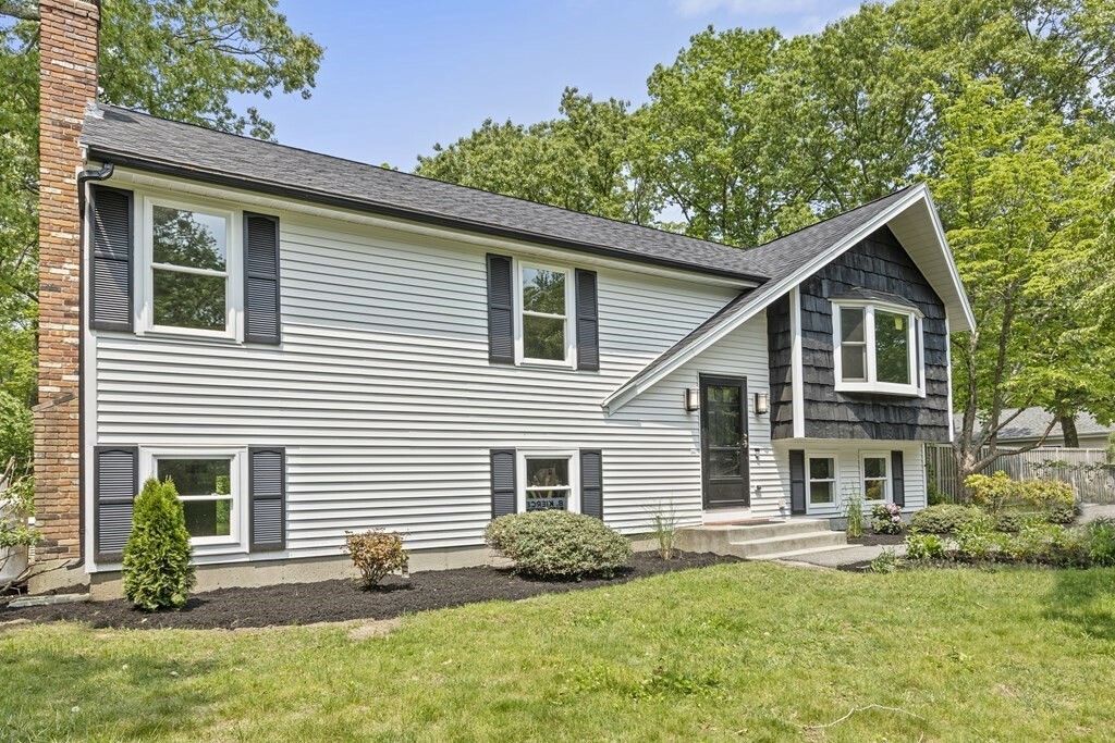 Property Photo:  12 Barrows Ct  MA 02766 