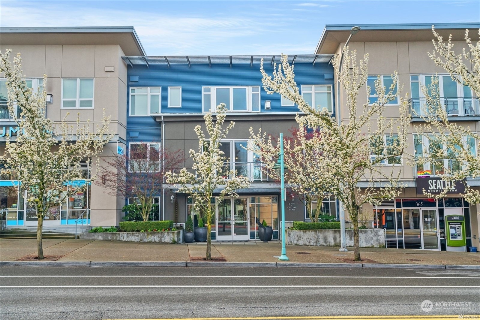 MLS#2074996: 375 Kirkland Avenue 127, Kirkland, WA 98033