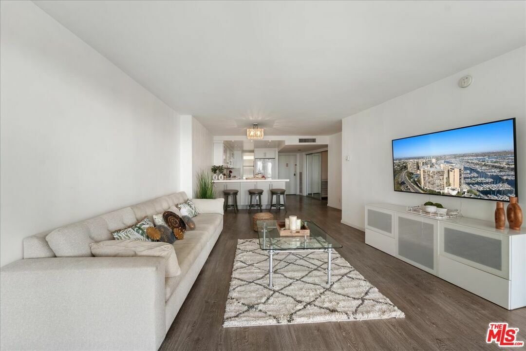 Property Photo: 4316 Marina City Dr 923 CA 90292