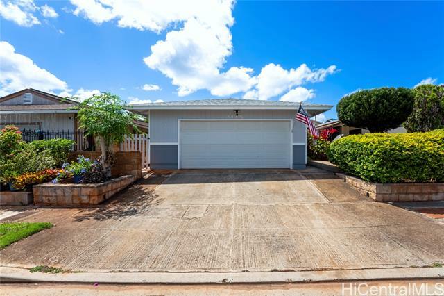 Property Photo:  94-1075 Kaaholo Street  HI 96797 