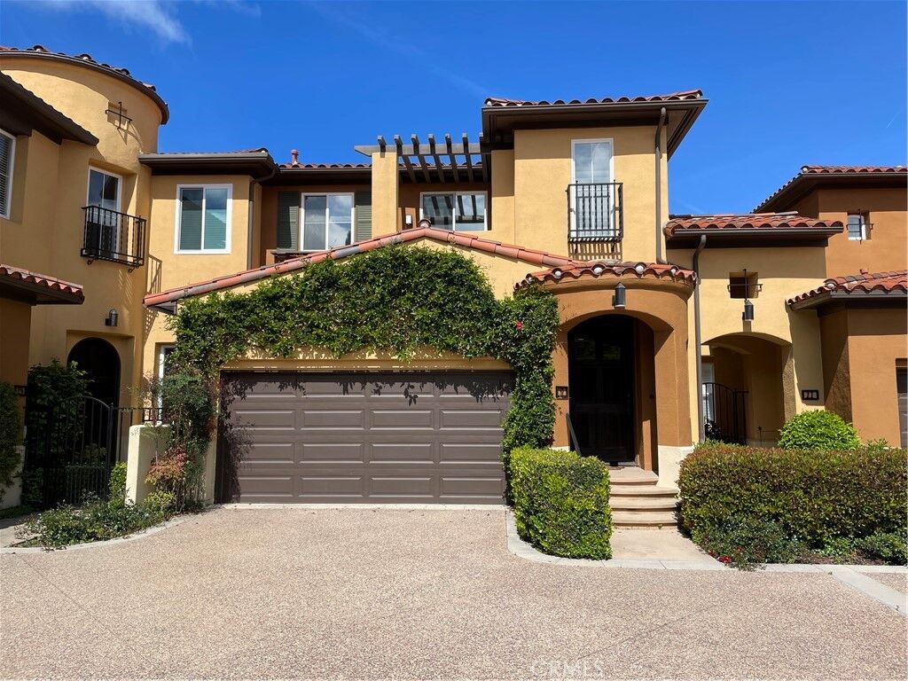 Property Photo:  9 Suprema Drive  CA 92657 