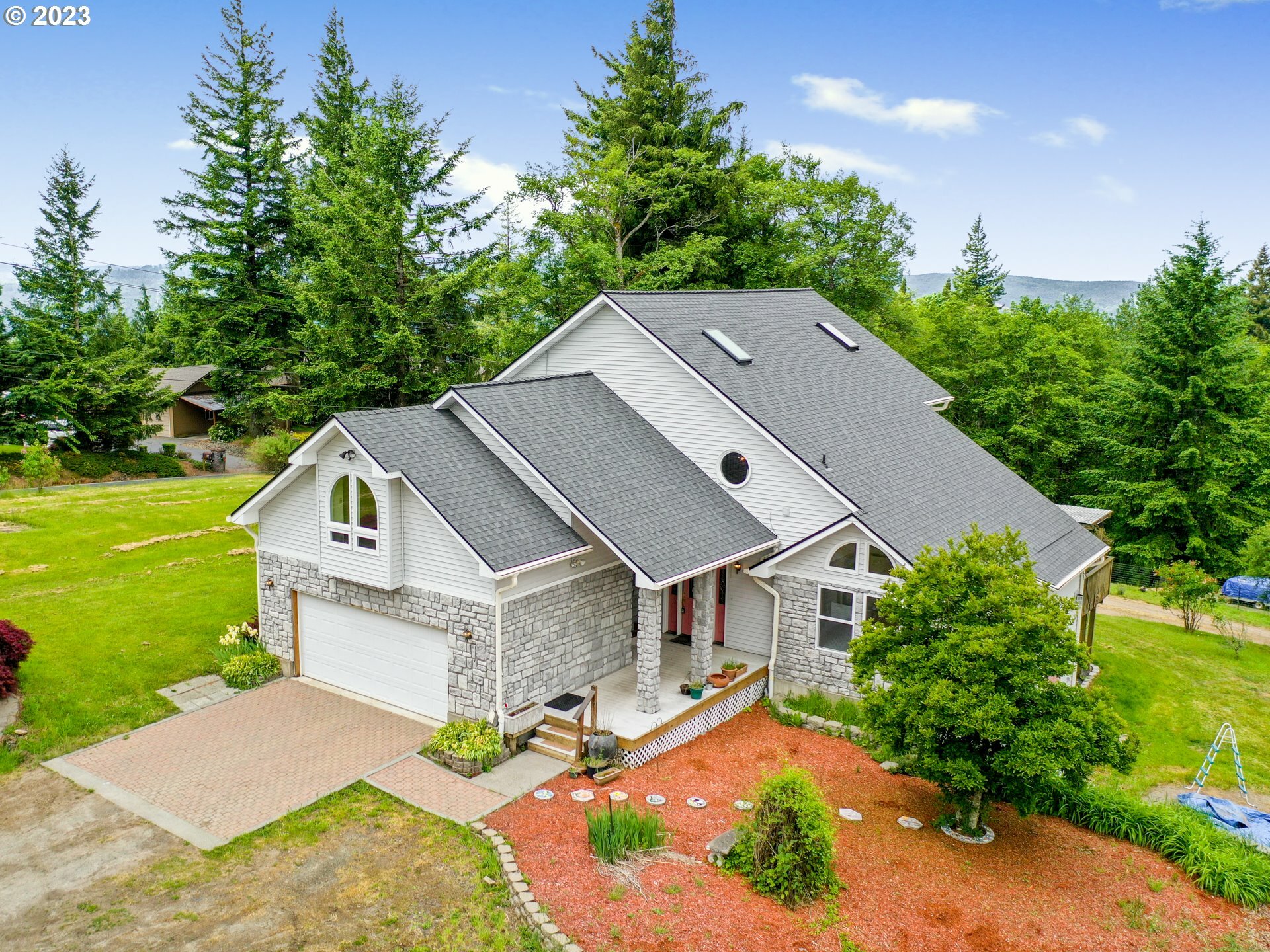 Property Photo: 940 Mount Pleasant Rd WA 98626