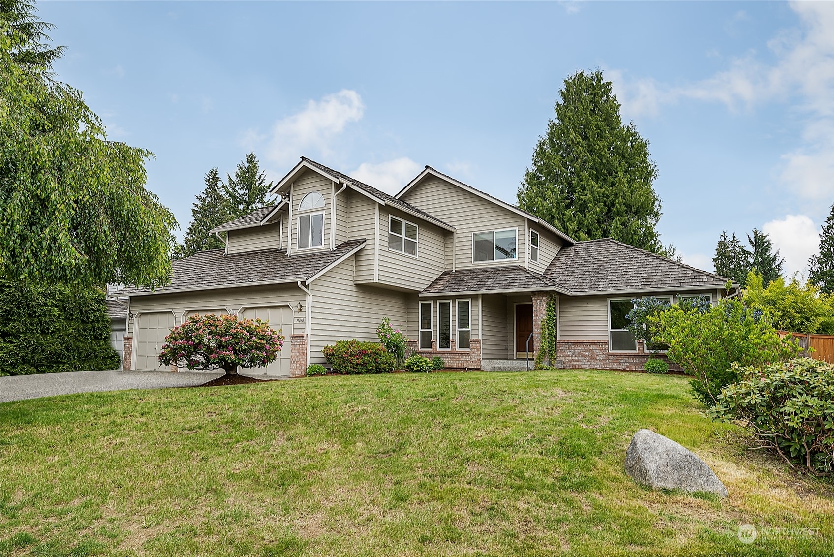 Property Photo:  15618 111th Avenue NE  WA 98011 