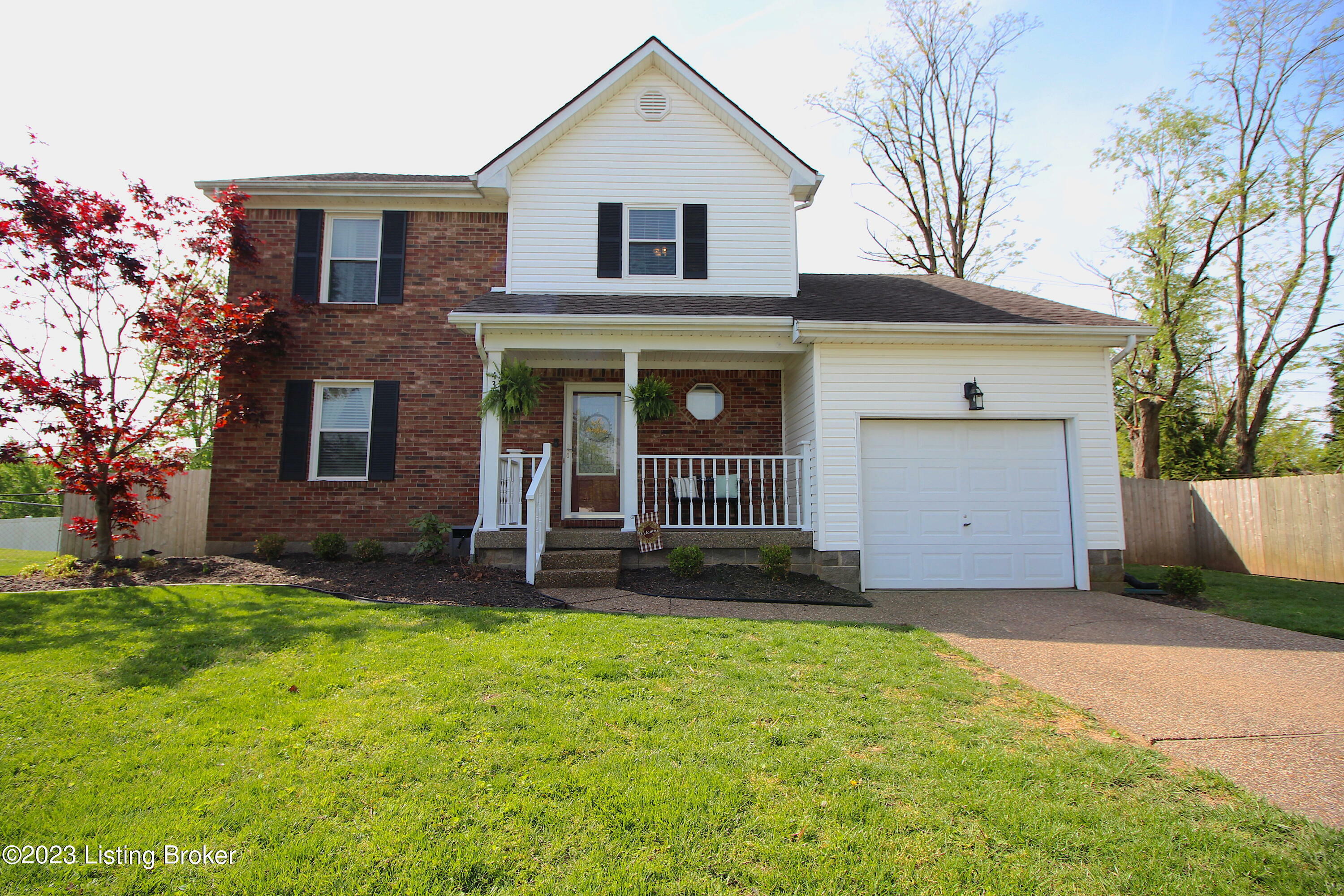 Property Photo:  4302 Bay Run Ct  KY 40245 