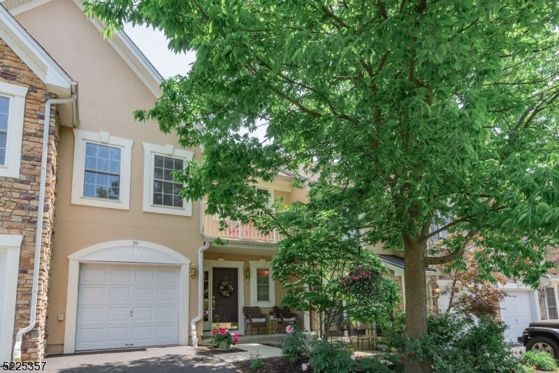 Property Photo:  19 Magnolia Way  NJ 07508 