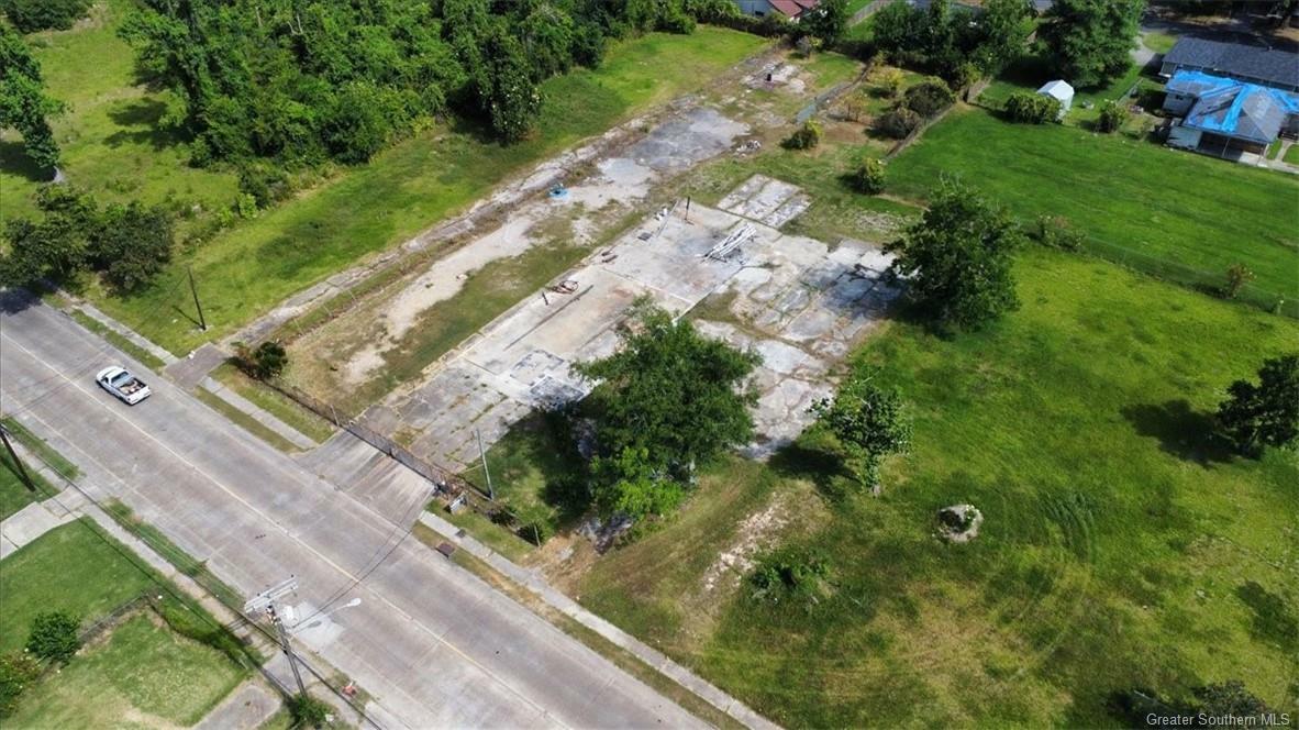 Property Photo: 2402 Moeling Street LA 70601
