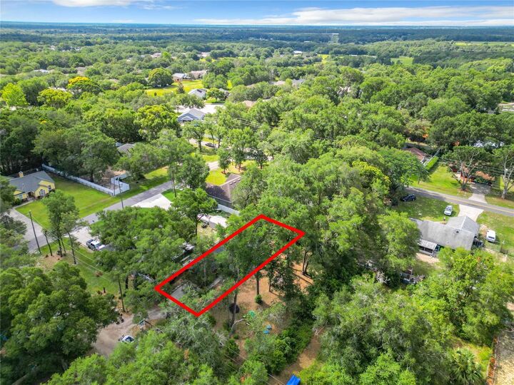 Property Photo:  25130 Ensley Road  FL 32776 