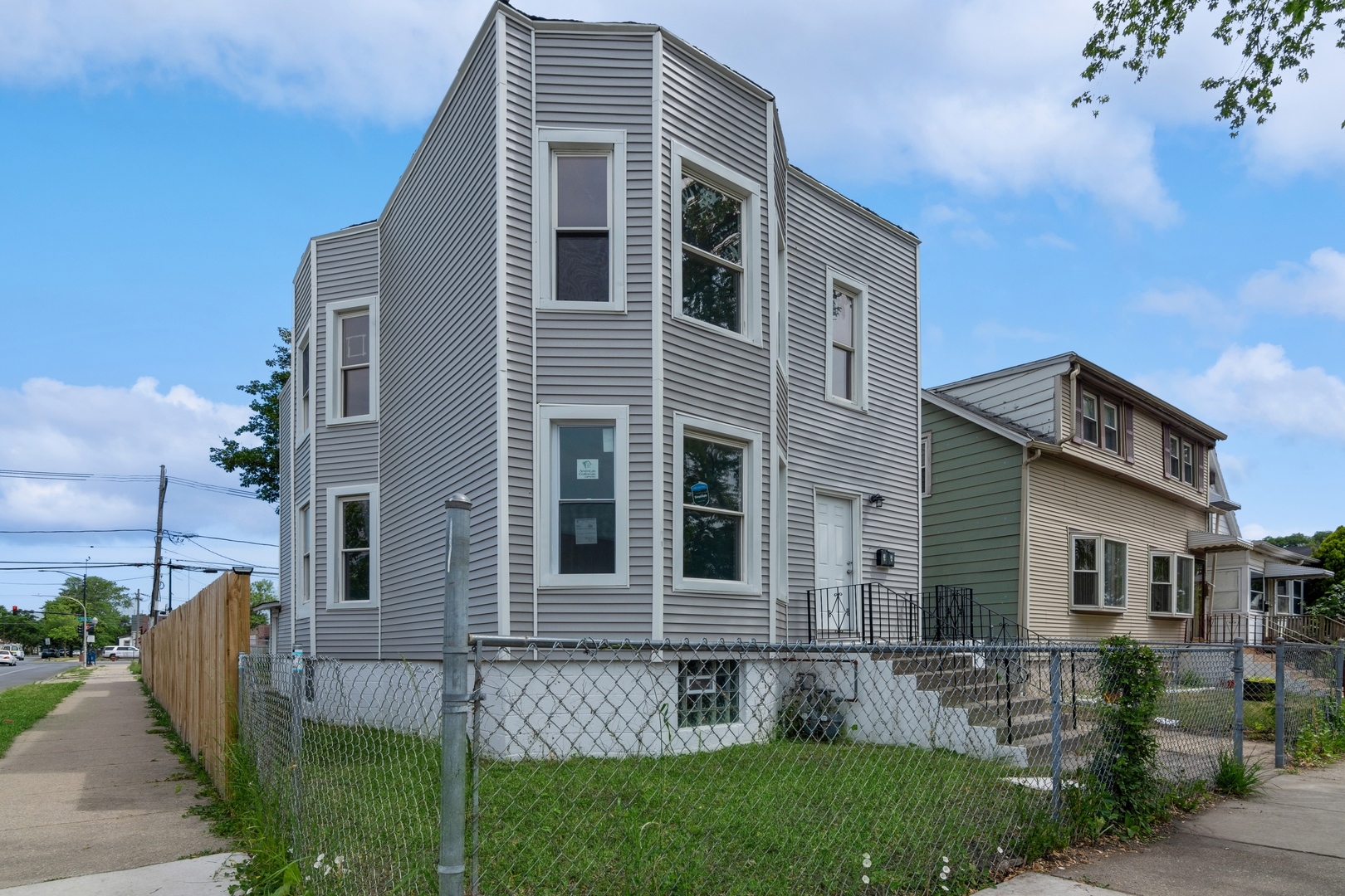156 W 103rd Place  Chicago IL 60628 photo