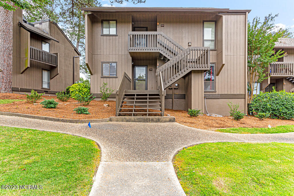 Property Photo: 800 Saint Andrews Drive 152 NC 28374