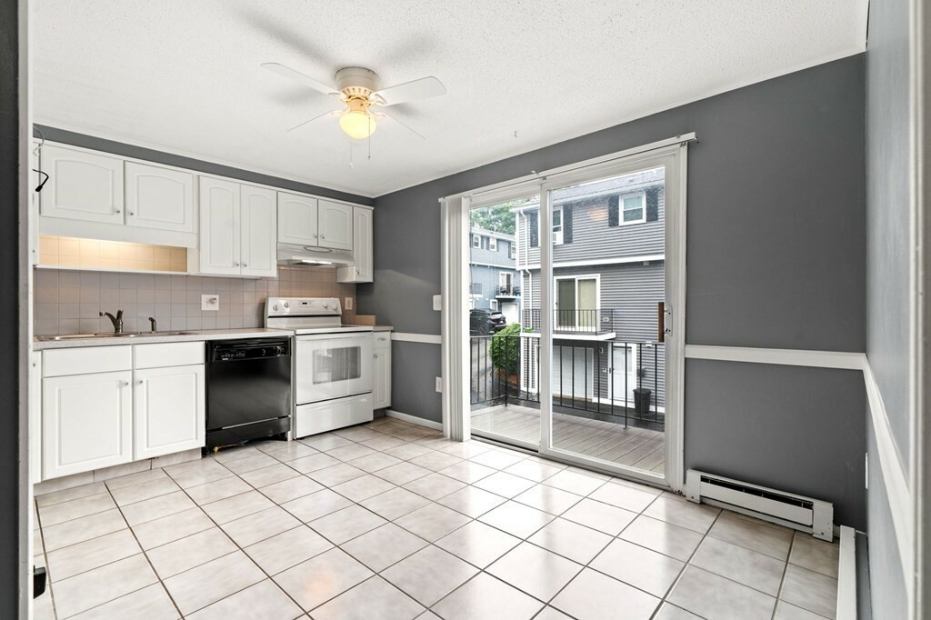 Property Photo: 1221 Pawtucket Blvd 83 MA 01854
