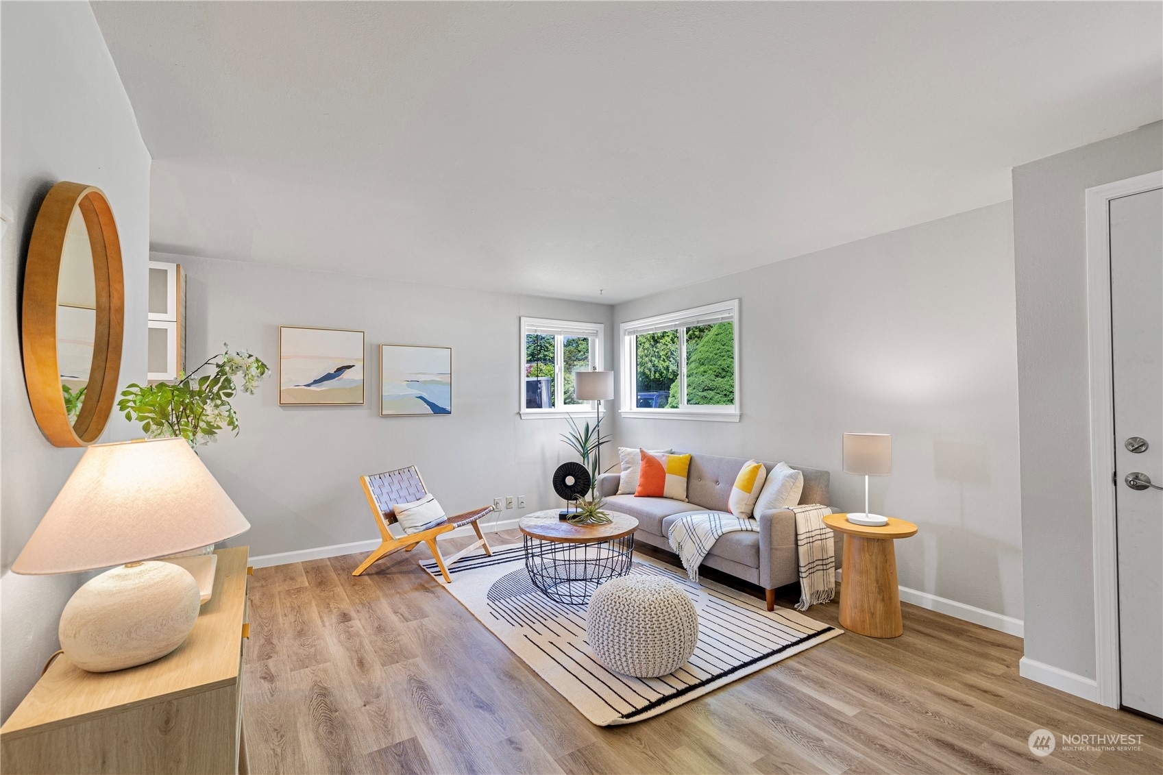 Property Photo: 721 SW 106th Street WA 98146