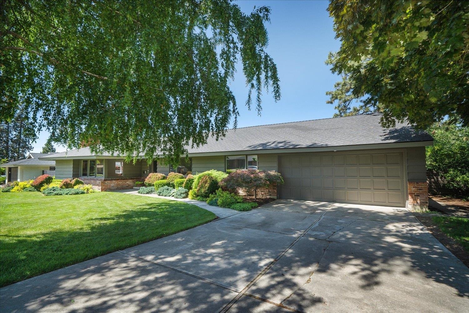Home for sale in Spokane 1012 W Melinda Ln, Spokane, WA 99203