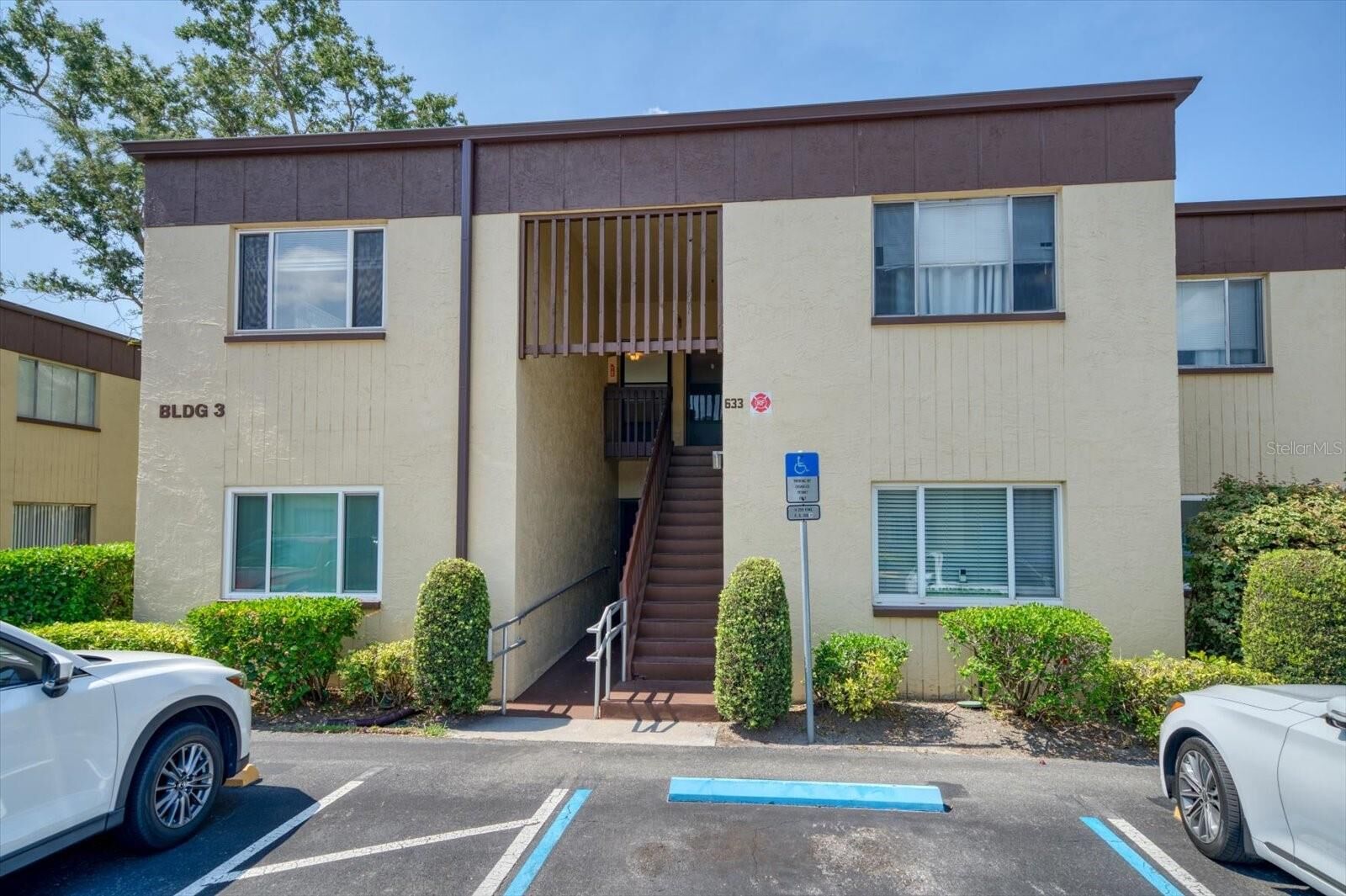 Property Photo:  633 N Keene Road C  FL 33755 