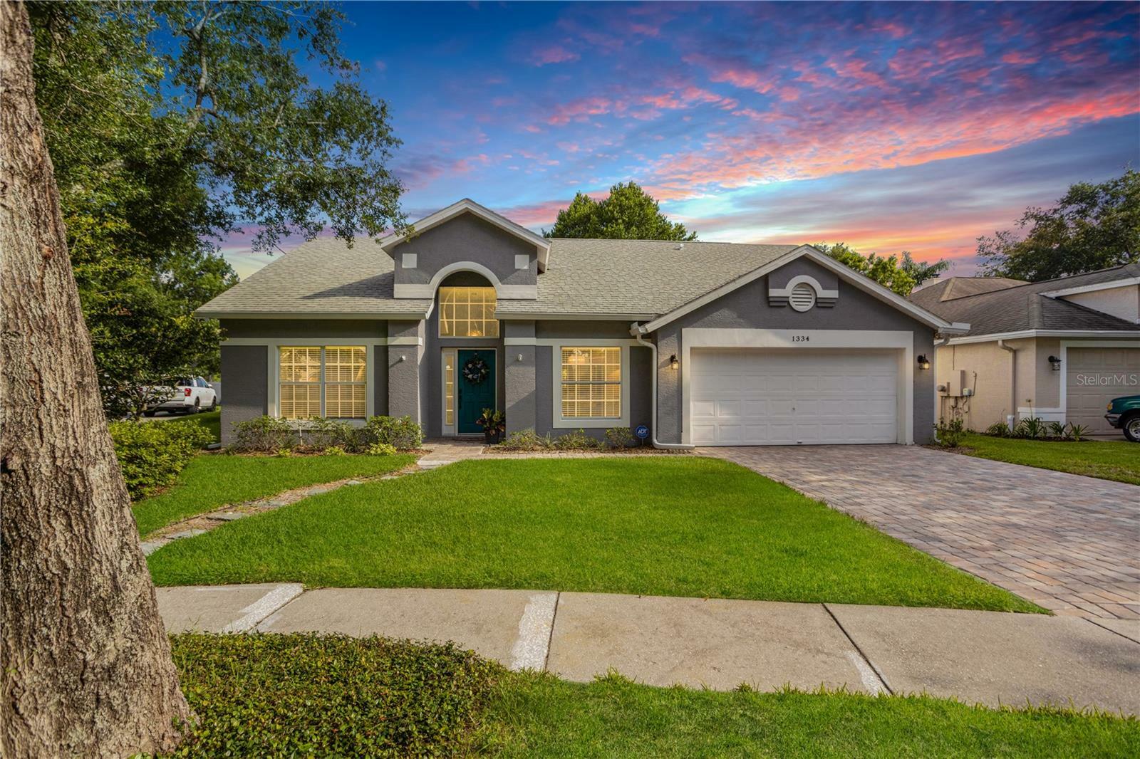 Property Photo: 1334 Hampshire Place Circle FL 32714