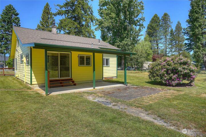 Property Photo:  11819 Golden Given Road E  WA 98445 