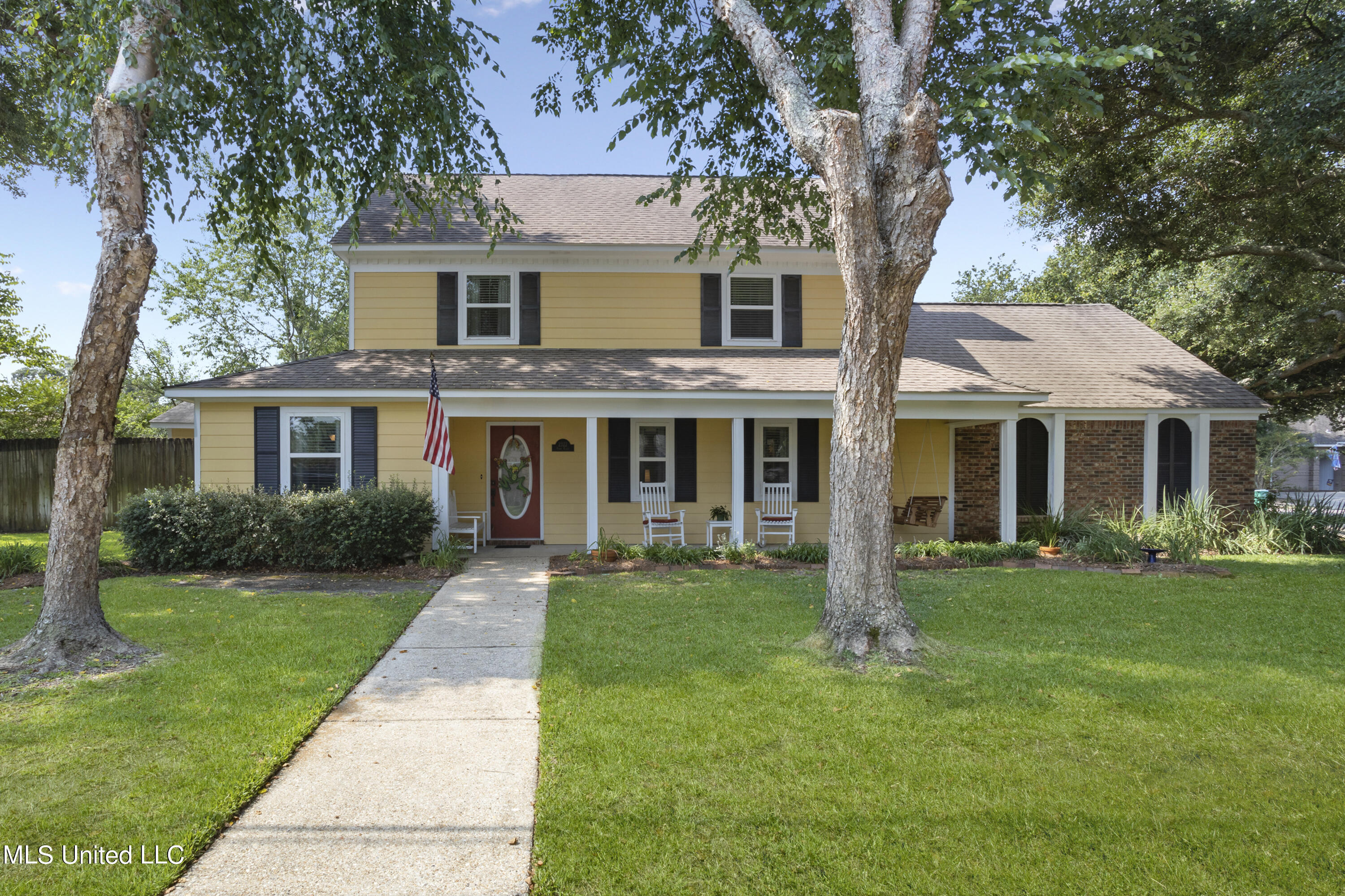 Property Photo: 2322 Park Place Drive MS 39507