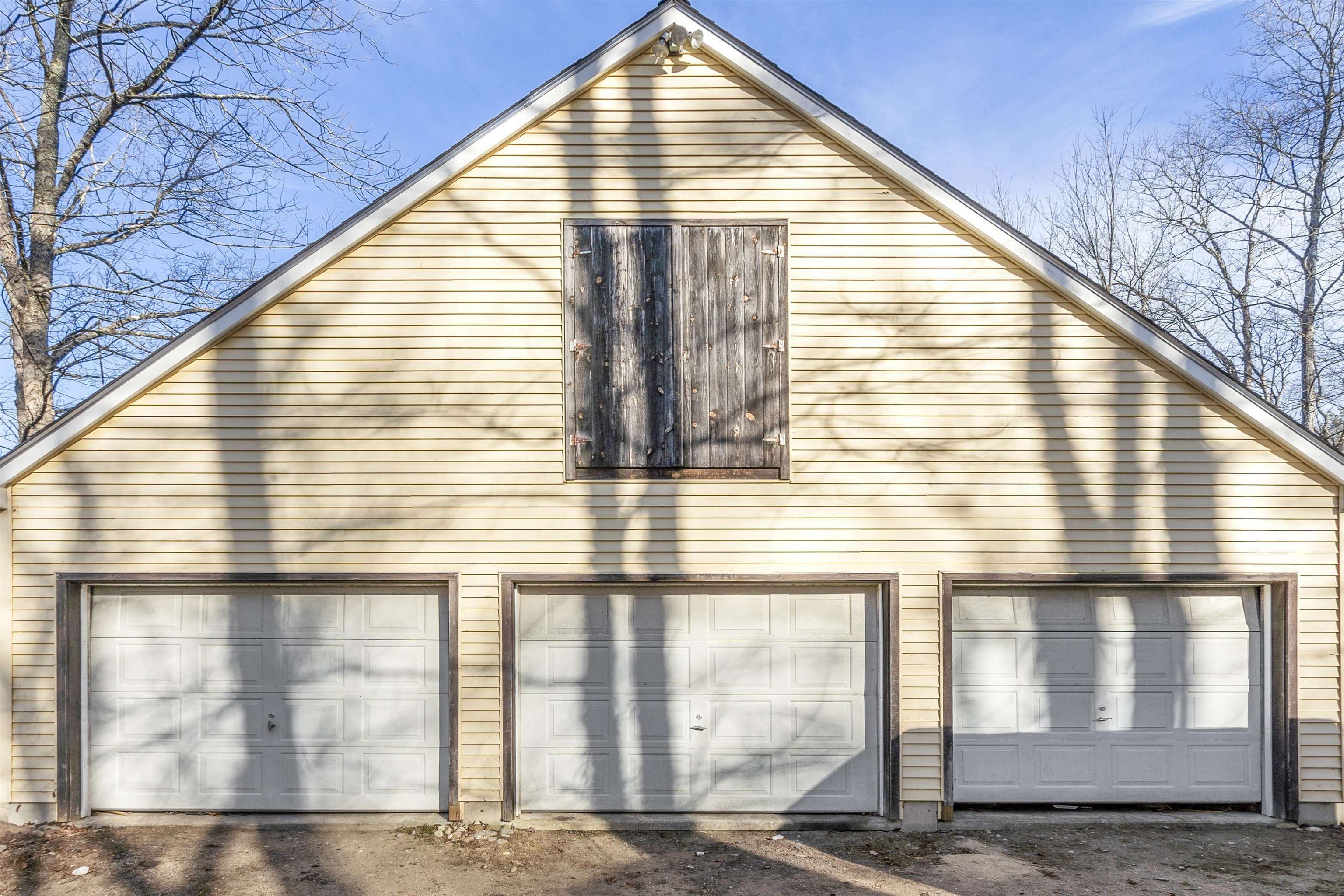 Property Photo: 948 Valley Road NH 03048