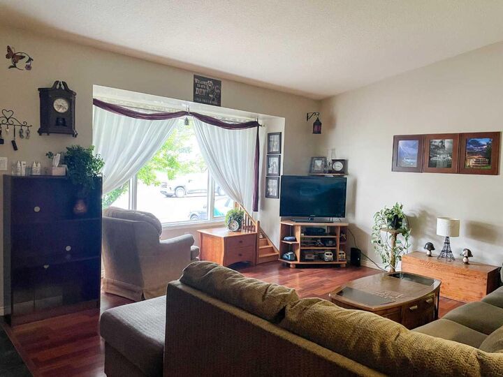 Property Photo: 5322 43 Street AB T9M 2A3