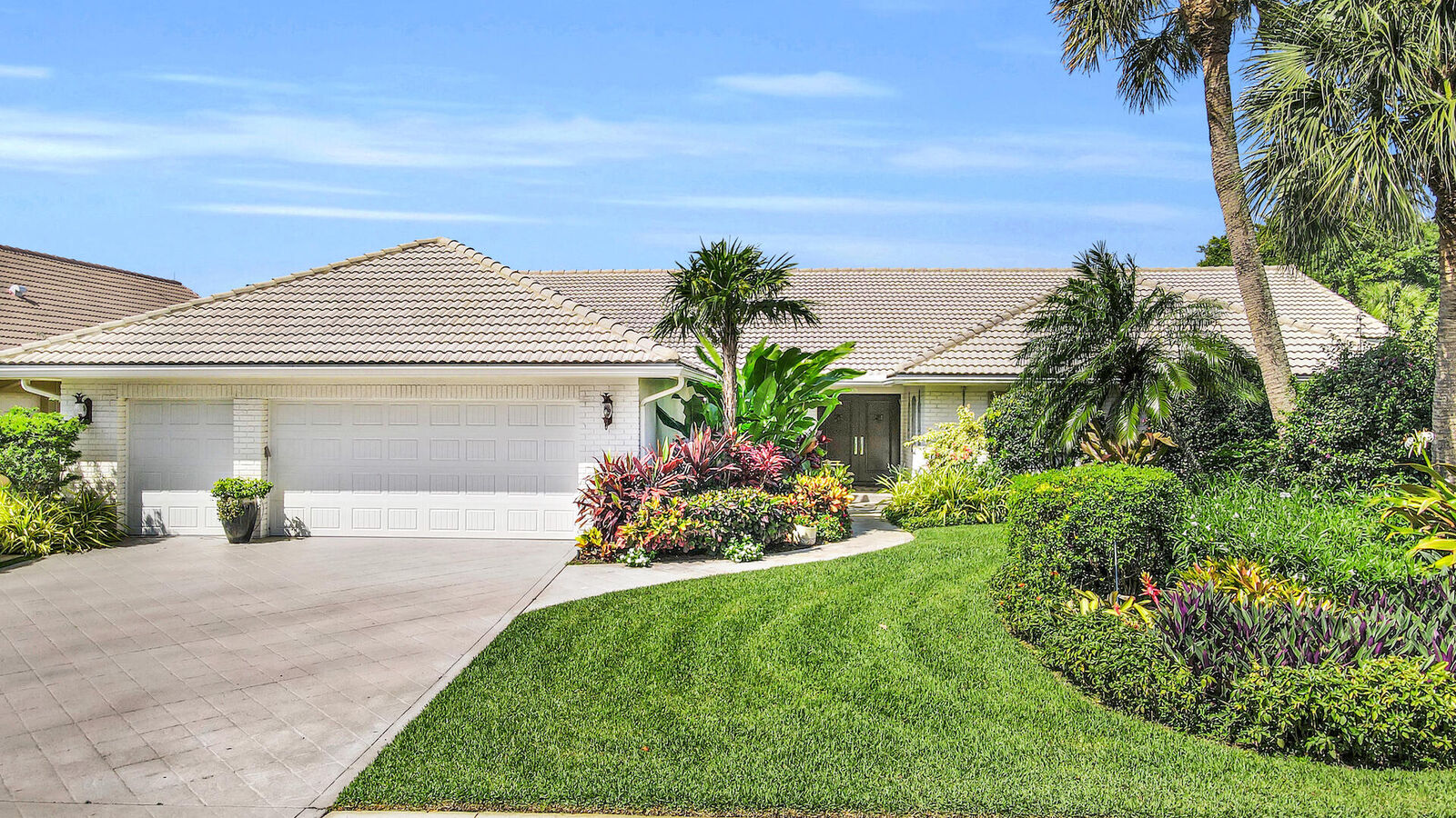 Property Photo: 4500 Bocaire Boulevard FL 33487