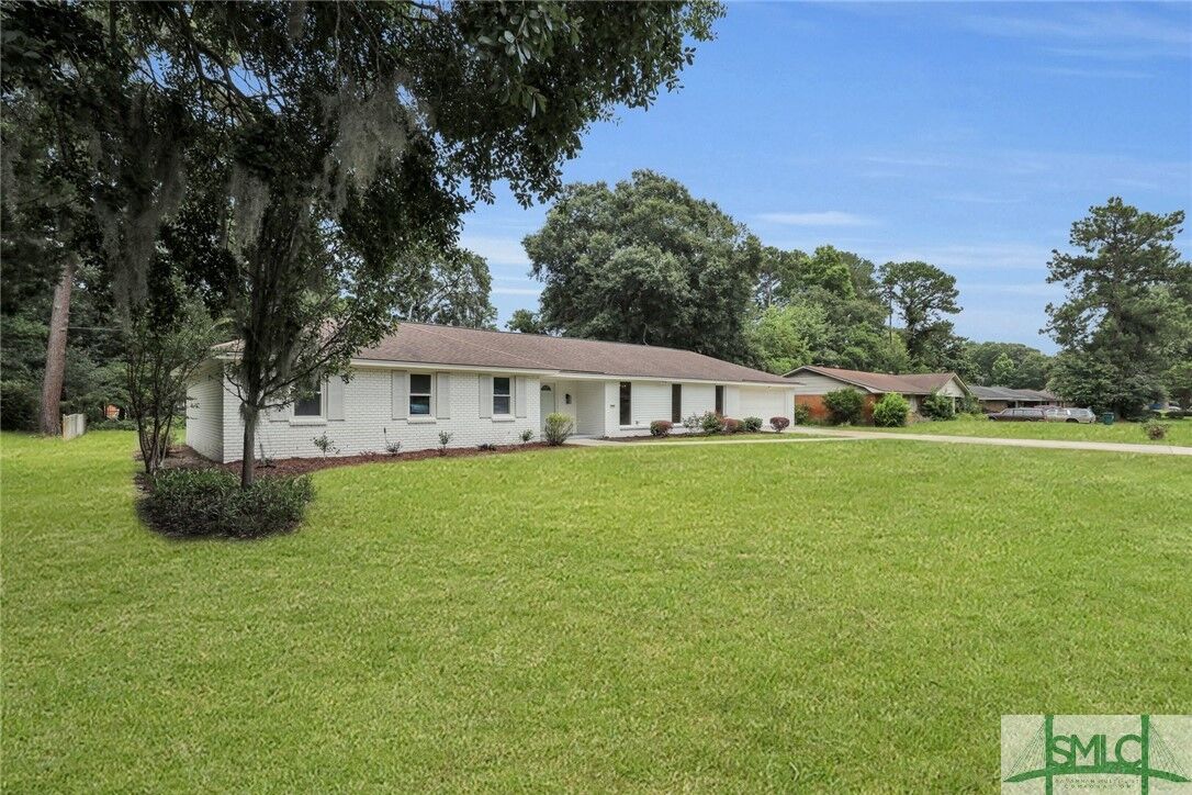 Property Photo:  316 Wellington Road  GA 31410