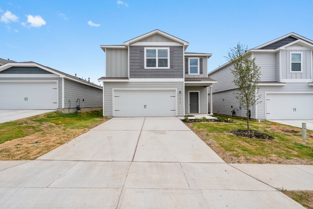 Property Photo: 3875 Trail De Paris TX 78132