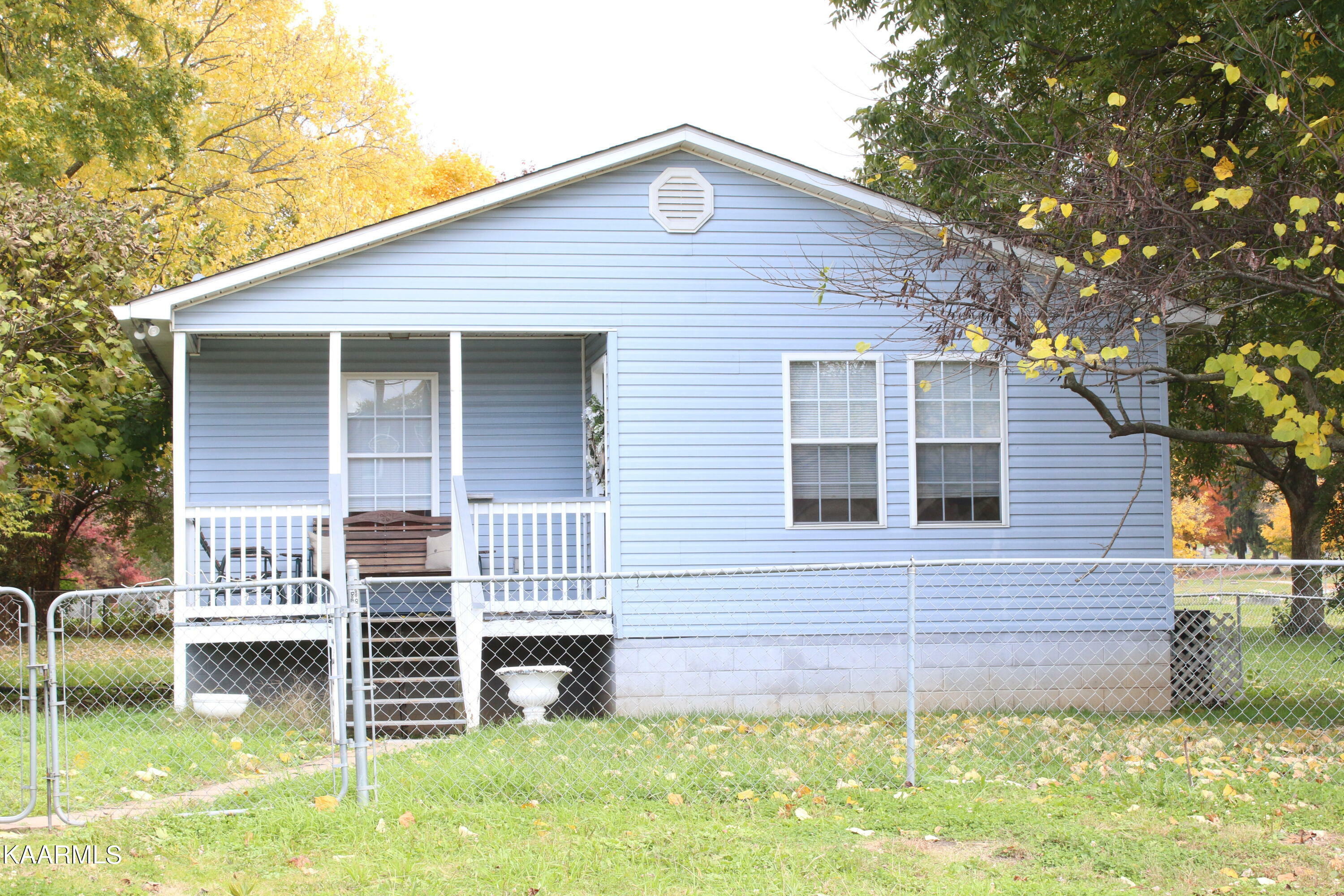 Property Photo:  2716 Waverly St  TN 37921 