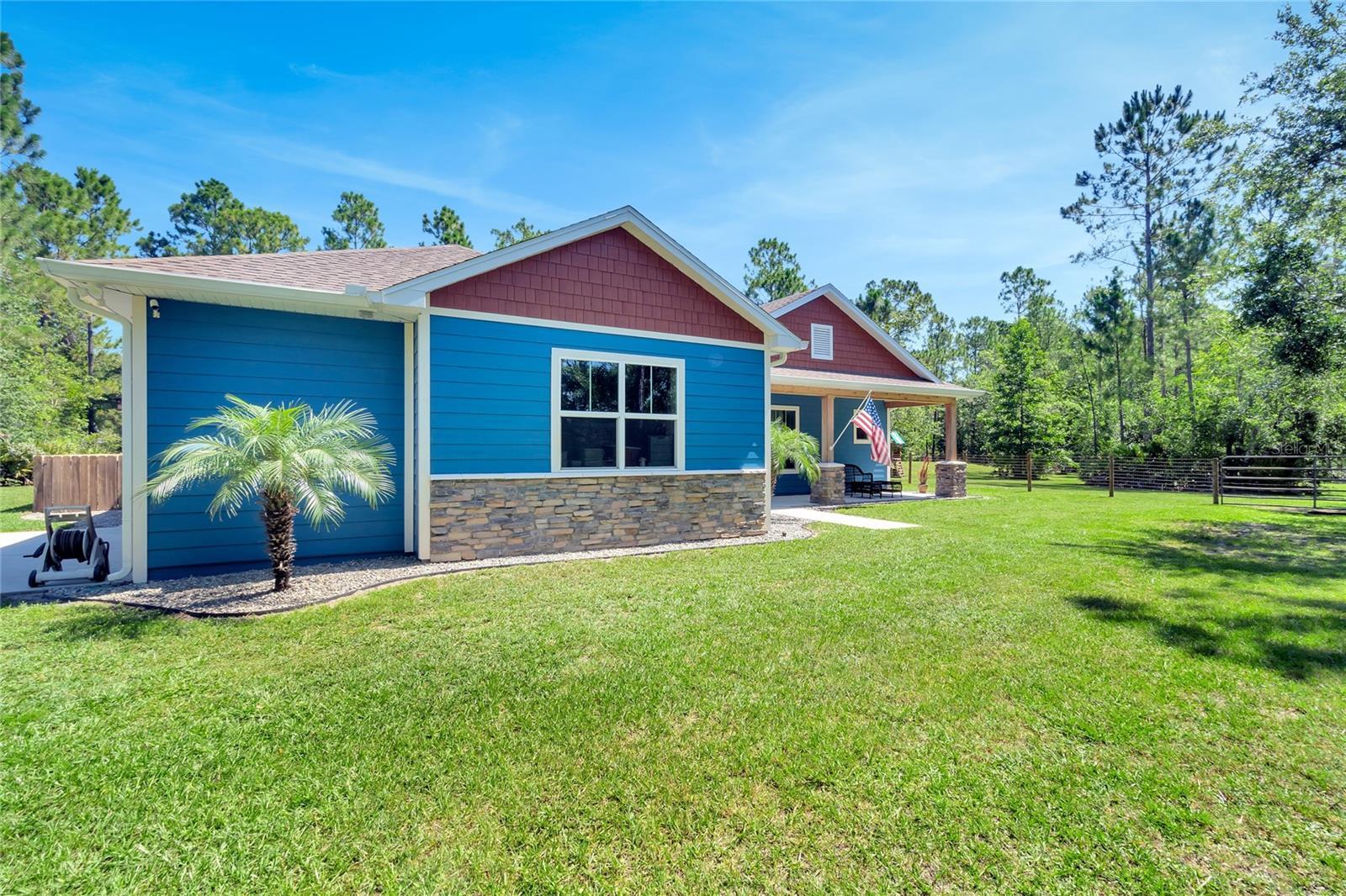Property Photo:  1010 Meade Road  FL 32732 