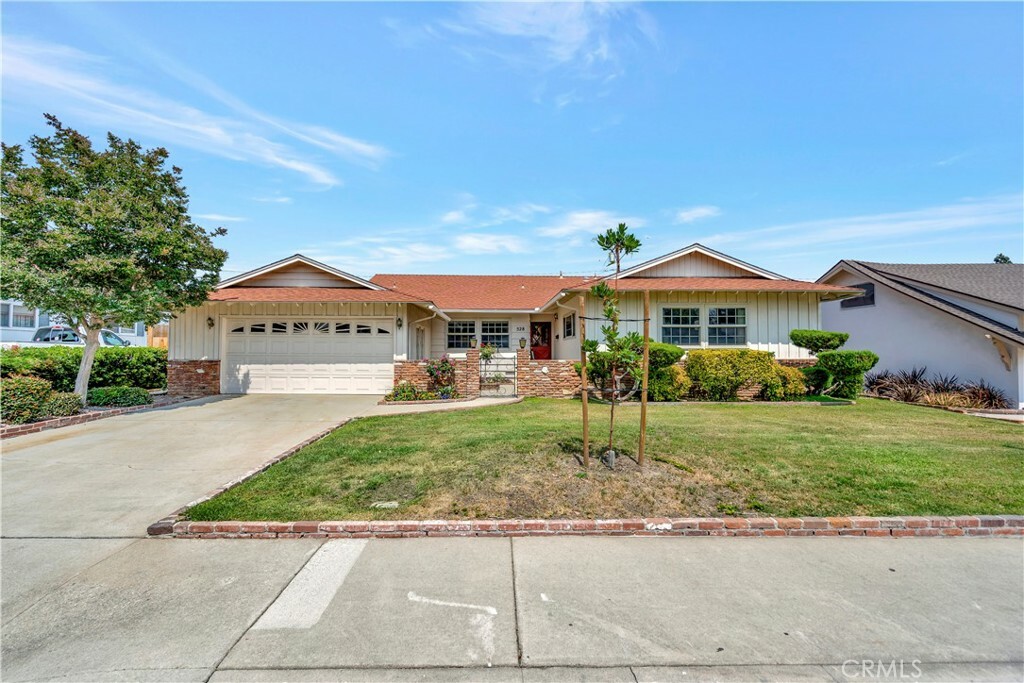 Property Photo:  528 California Drive  CA 91711 