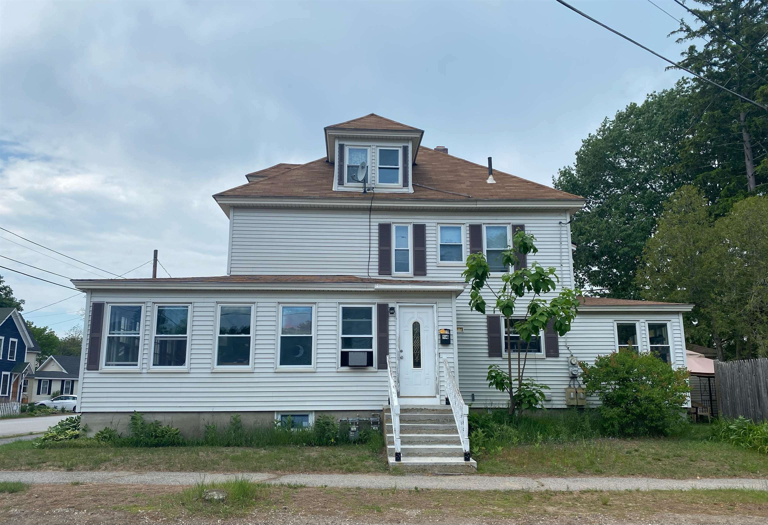 Property Photo:  94 Pillsbury Street  NH 03301 