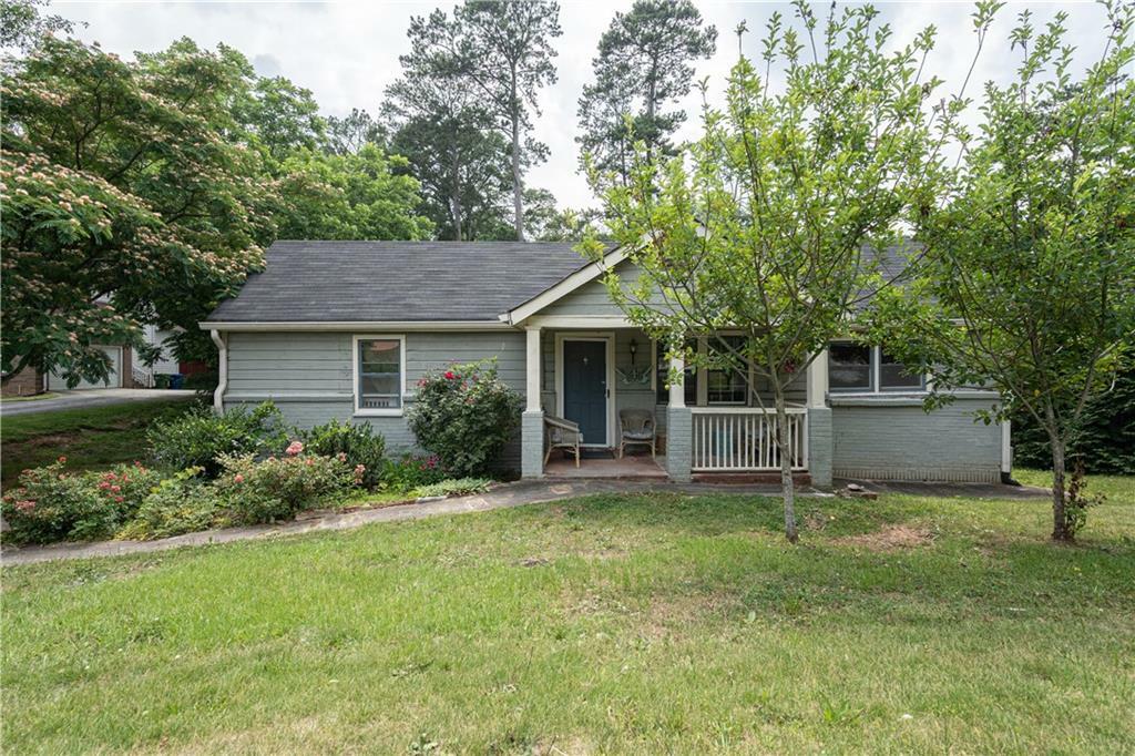 Property Photo:  718 Fairburn Road  GA 30331 