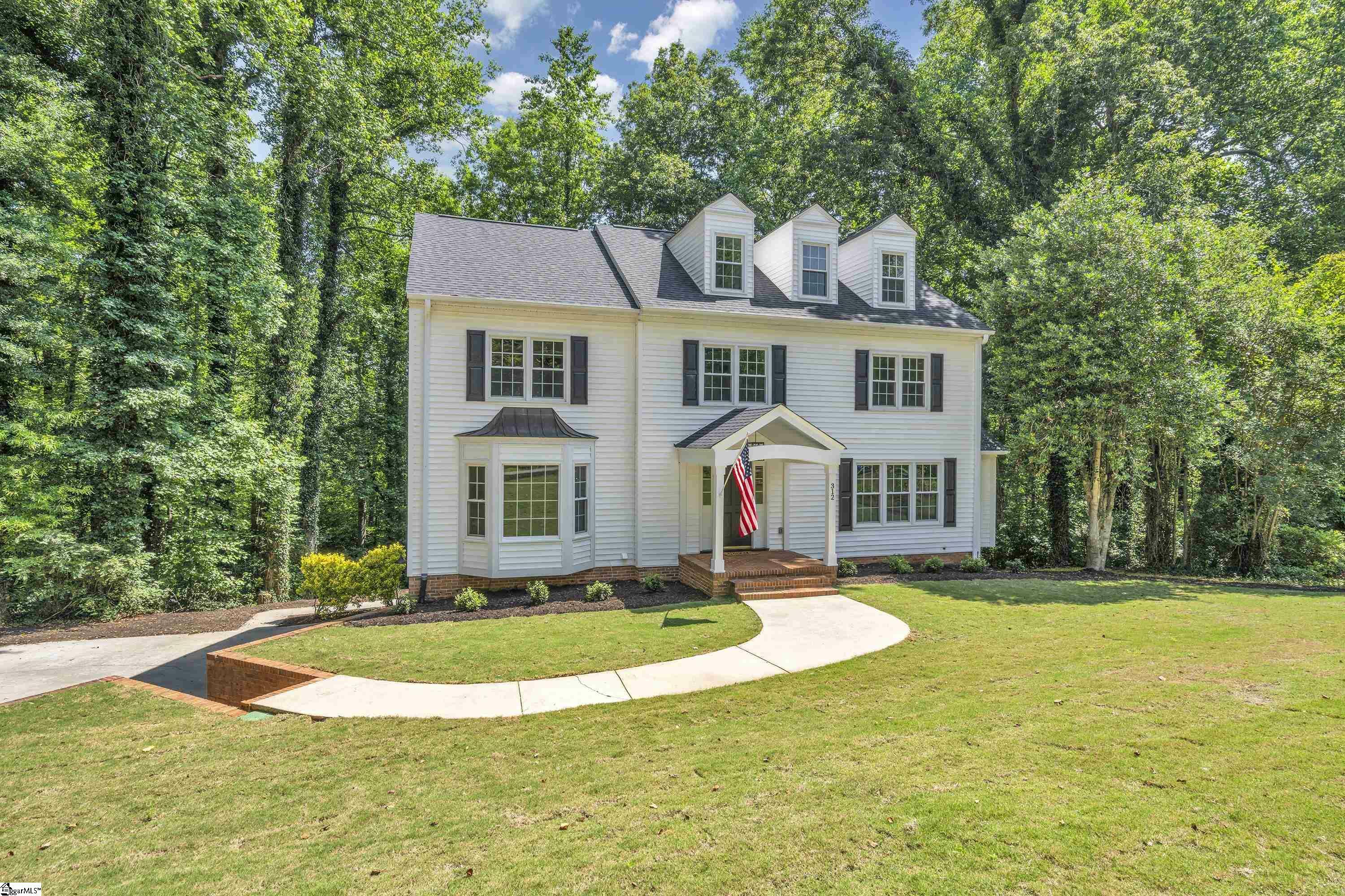 312 Heathwood Lane  Easley SC 29640 photo