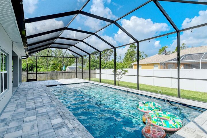 Property Photo: 1311 Andalusia Street FL 34286