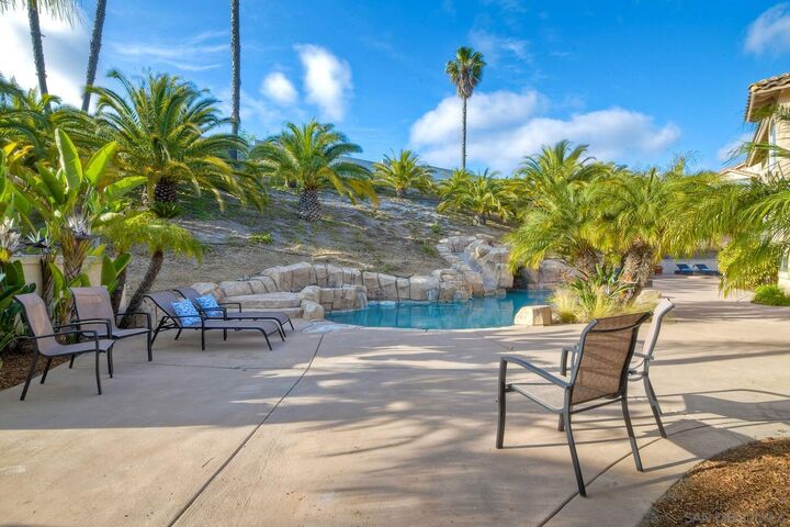 Property Photo:  1554 Avenida Guillermo  CA 92056 