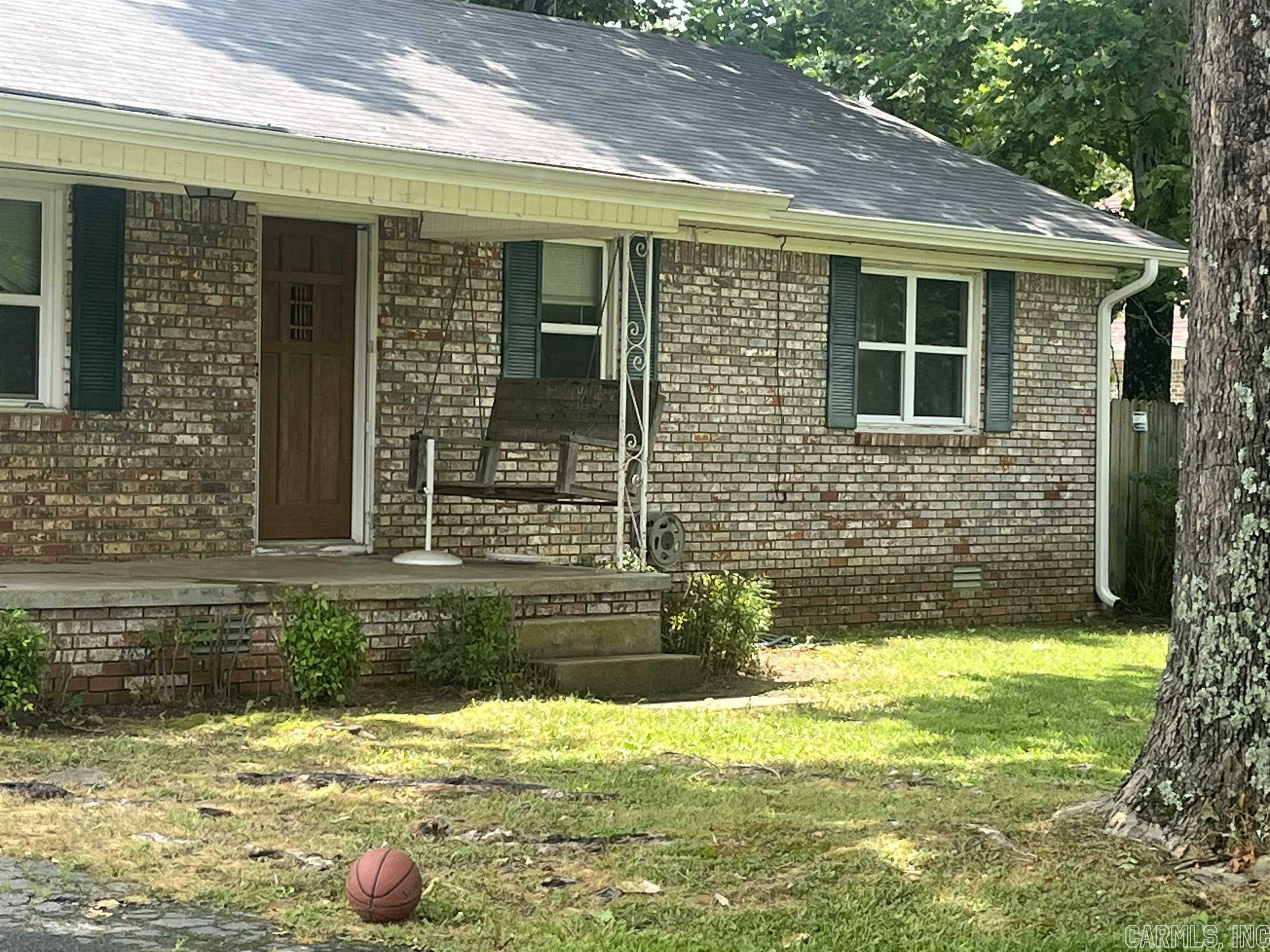 Property Photo:  407 Saltillo Road  AR 72032 