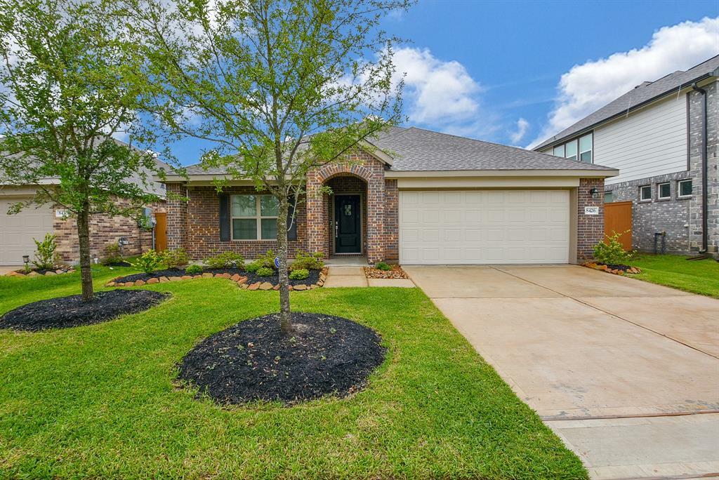 Property Photo:  8426 Manta Ray  TX 77433 