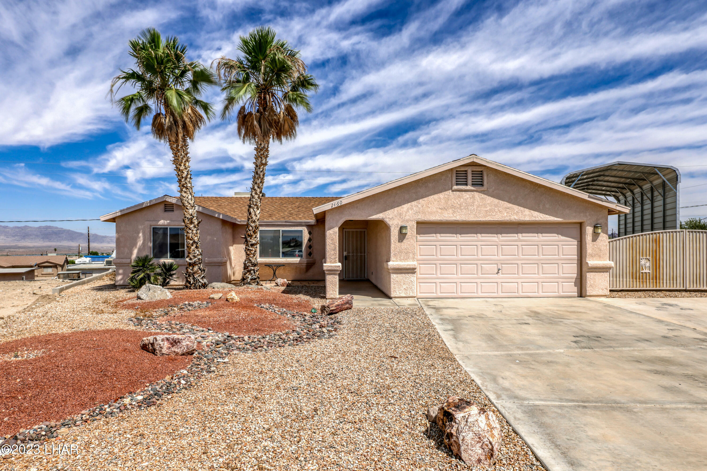 Property Photo:  1460 Mandalay Pl  AZ 86404 