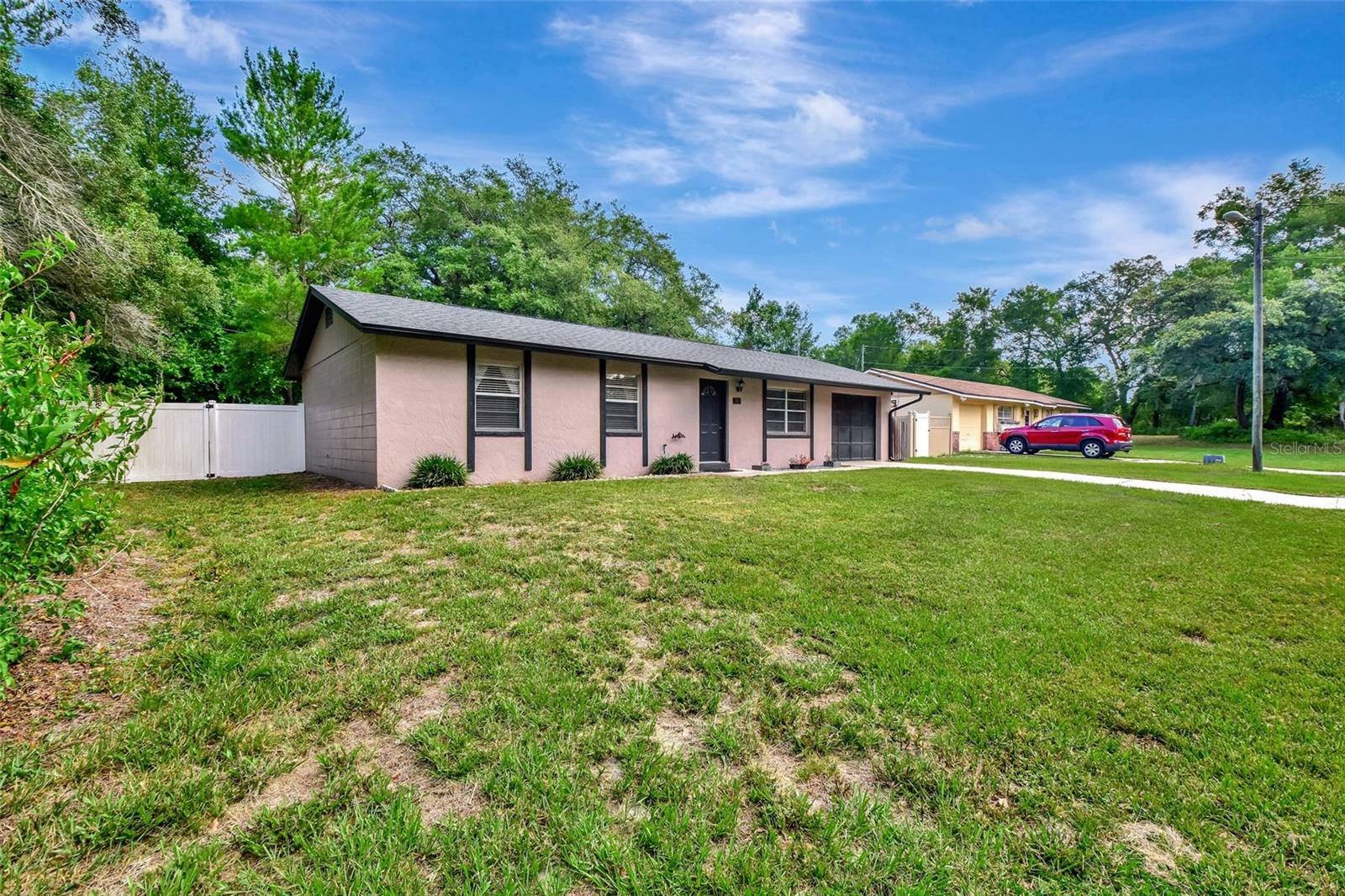 Property Photo:  311 Dogwood Avenue  FL 32763 