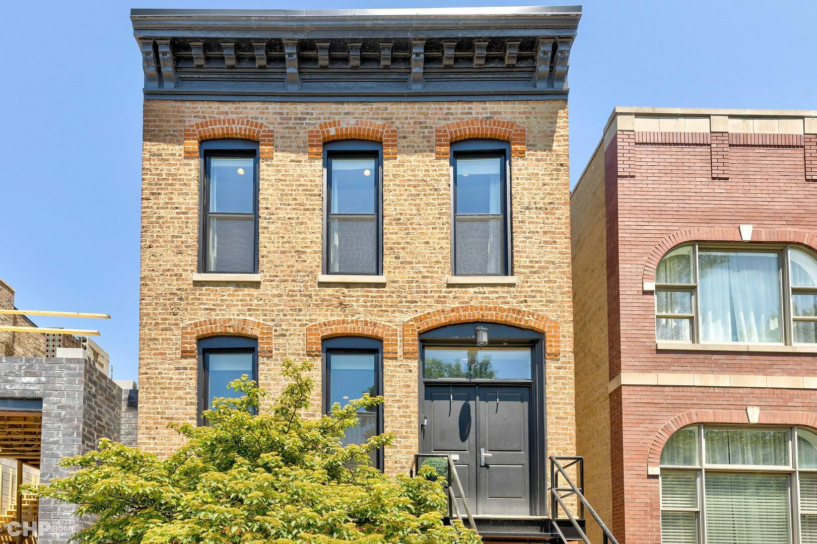Property Photo: 1916 W Cortland Street IL 60622