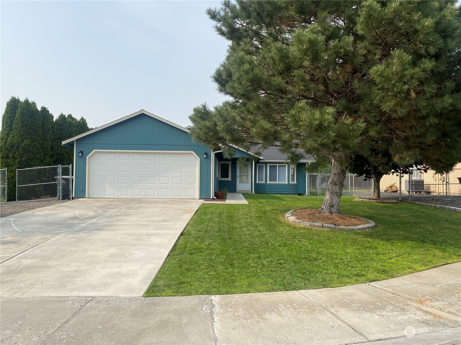 1712 E Wildcat Lane  Moses Lake WA 98837 photo