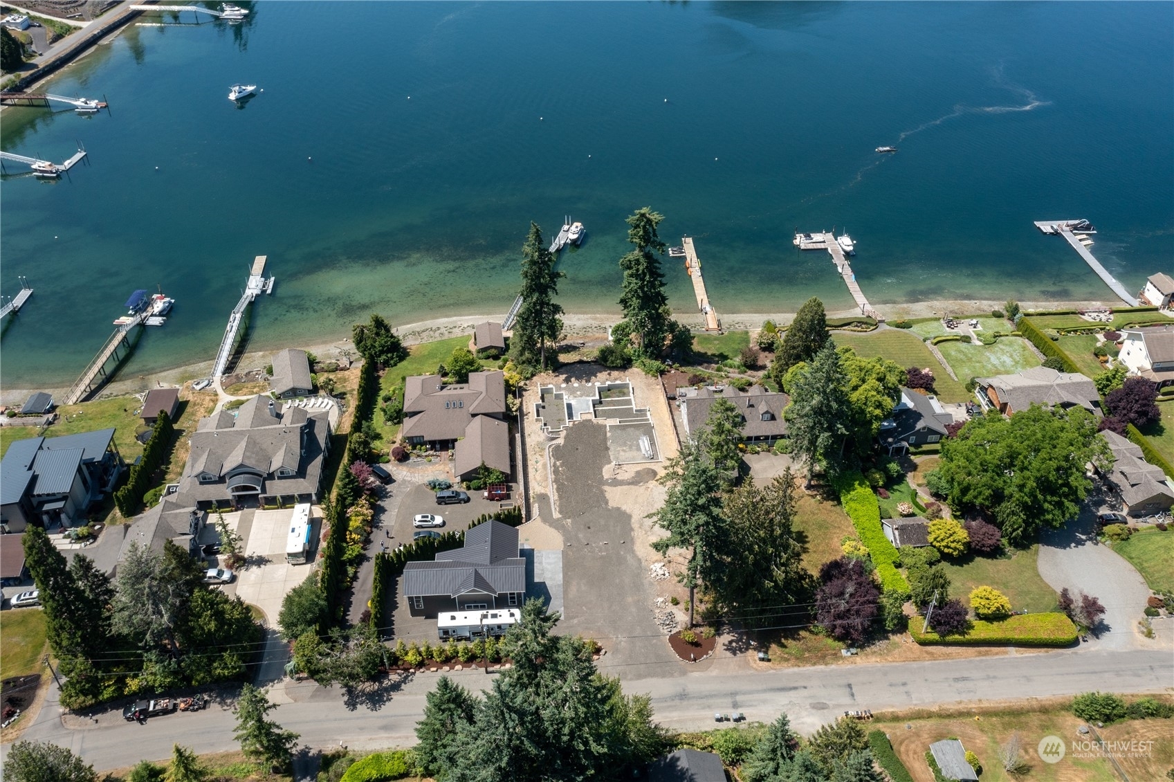 Property Photo:  466 6th Avenue  WA 98333 