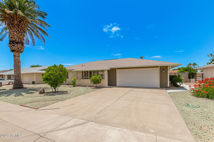 Property Photo: 9535 W Willowbrook Drive W AZ 85373