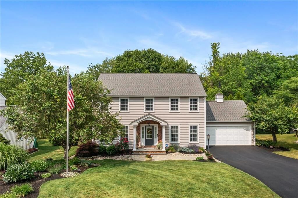 Property Photo: 1914 Box Elder Road PA 18103